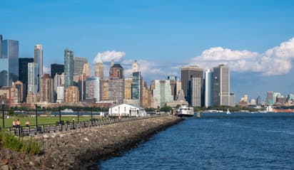 SC_AdobeStock_NewJersey_resize_4160X6240_crop_3160X5429_403_498.jpeg
